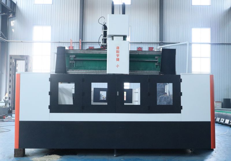 洛陽(yáng)宇捷自主生產(chǎn)加工裝配的數(shù)控龍門銑床順利發(fā)貨！